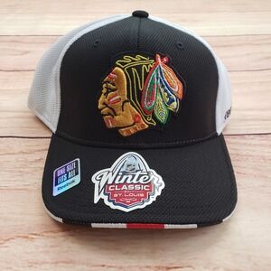 Chicago Blackhawks Hat Cap Fitted One Size Black White NHL Hockey Mens Adult‎ A6